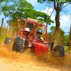 Punta Cana: Incredibile avventura in buggy Doppio Cenote sulla spiaggia di Macao