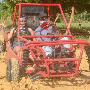 Exkurze na buginách v zátoce Taino a přístavu Amber Cove