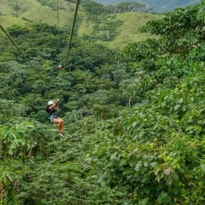 Punta Cana : Aventure en zipline, télésiège, buggy et balade à cheval