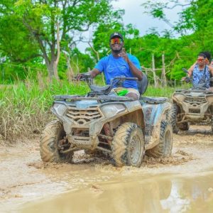 Punta Cana : demi-journée de VTT ou de buggy et d'équitation