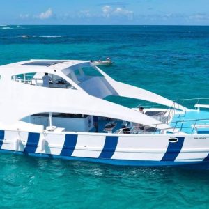 Exclusive Party Yacht Snorkeling, Natural Pool Réservez maintenant