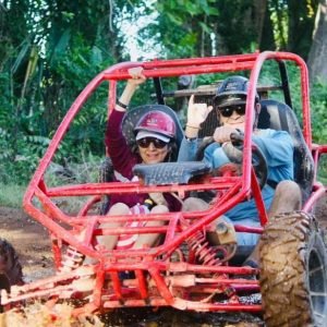 Depuis Bayahibe : Excursion d'une demi-journée à La Romana en VTT ou en buggy 4X4