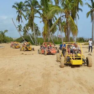 Santo Domingo : Buggy Adventure Macao avec Cenote et Plage