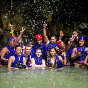 Puerto Plata : Buggy, tyrolienne, chutes d'eau et déjeuner