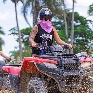Punta Cana: Avventura in ATV con la Grotta di Taino e la Spiaggia di Macao