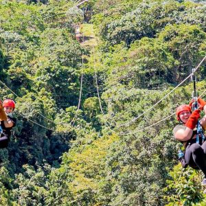 Punta Cana: Trojitá prohlídka dobrodružného parku v džungli s ochutnávkami